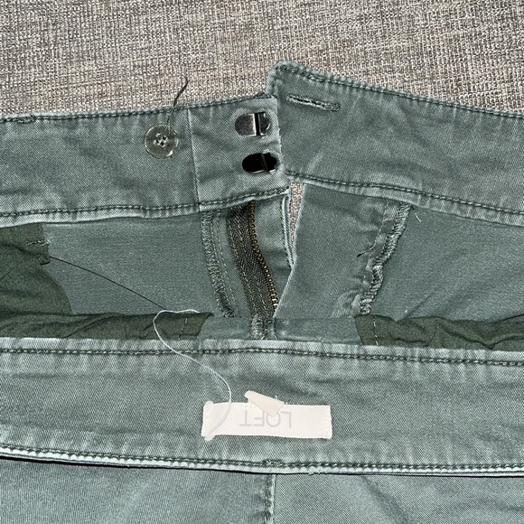 EUC LOFT Women’s Chino Pants in size 14 - white, charcoal grey, red, and green - Picture 11 of 12